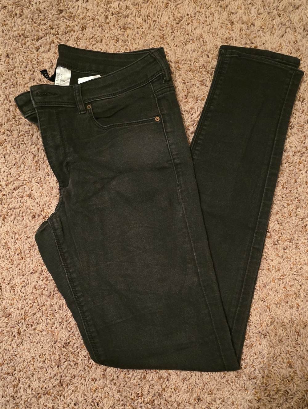 Divided Black Skinny Jeans — Slim Stretch Fit